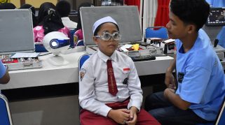 Hj. Neli Listriani: Kacamata Gratis Bantu Anak Tingkatkan Semangat Belajar