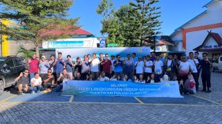 PLN UP3 Banjarmasin Gelar Aksi Jalan Santai Sambil Pungut Sampah, Tekankan Komitmen Jaga Lingkungan