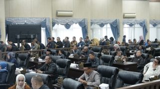 Paripurna Banjarmasin Setujui Pembahasan Raperda Lingkungan dan Tiga Regulasi Inisiatif DPRD