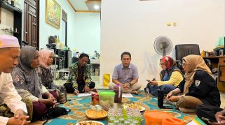 FGD Bersama Warga, Kolaborasi ULM- PT Pelindo Terminal Petikemas: Siapkan Pelatihan Kader hingga Program Tabungan Tukar Sampah