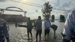 Disdikbud Kalsel Turun Lapangan Tinjau Sekolah Terendam Banjir