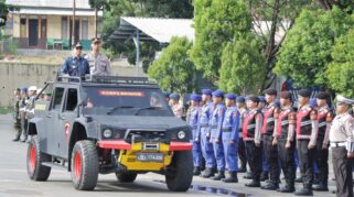 Bupati Andi Rudi Latif Pimpin Apel Operasi Ketupat Intan 2026, Pengamanan Lebaran Tanah Bumbu Dimulai