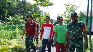 Turun Tangan! Muhammad Yamin HR Pimpin Korve Atasi Genangan di Pemurus Dalam