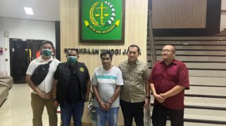 Tim SIRI Kejagung RI Tangkap DPO Kasus Penggelapan di Jambi