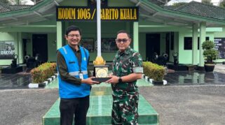 Dukung Program Strategis Pemerintah, PLN ULP Marabahan Gandeng Kodim 1005/Barito Kuala