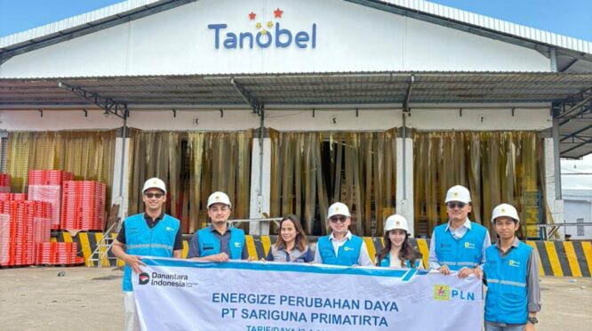 PLN Selesaikan Perubahan Daya PT Sariguna Primatirta dalam Dua Hari, Dukung Pertumbuhan Industri di Kalsel