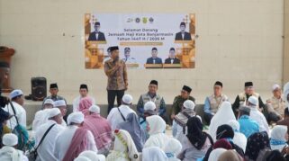 Wali Kota Banjarmasin Sambut Kepulangan Jemaah Haji Kloter 1, Harapkan Jadi Teladan di Masyarakat