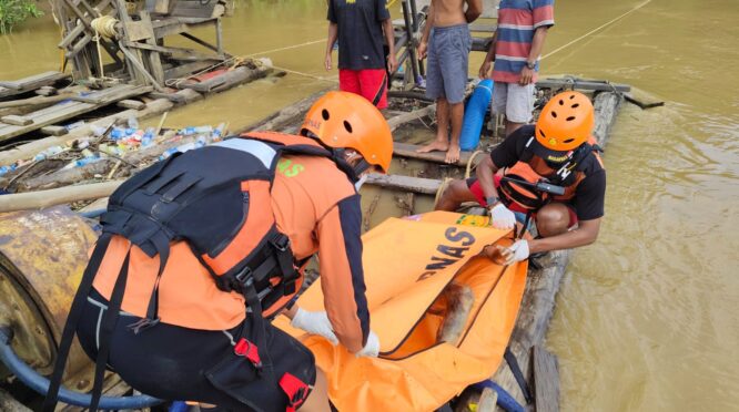 Tim SAR Gabungan Temukan Bocah Tenggelam di Sungai Kapuas Setelah Lima Hari Pencarian