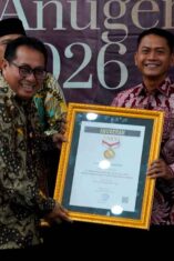 Wali Kota Banjarmasin Terima Penghargaan Sahabat Pers, Tegaskan Pentingnya Peran Media