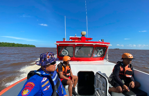 Tim SAR Gabungan Sisir Perairan Muara Sampit, Korban Jatuh dari Tugboat Masih Dicari