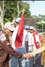 Pemkot Banjarmasin Libatkan Seluruh SKPD Sebarkan Bendera Merah Putih kepada Masyarakat