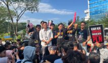 Massa Desak PLN Bertanggung Jawab atas Pemadaman Listrik, Tagih Komitmen Perbaikan hingga Akhir Agustus