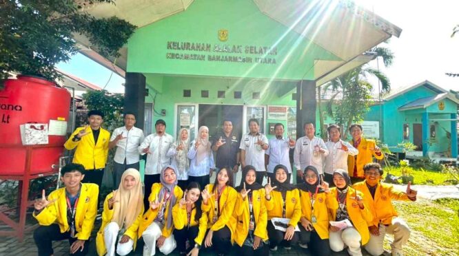 Mahasiswa Administrasi Bisnis FISIP ULM Perkuat Budaya Literasi melalui KKN Tematik di Kelurahan Alalak Selatan
