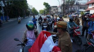 Semarak HUT ke-81 RI, Pemko Banjarmasin Sebar Ribuan Bendera Merah Putih