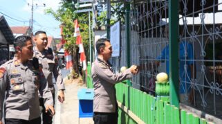 Kapolresta Banjarmasin Turun ke Lapangan, Dengarkan Aspirasi Warga dan Pedagang Kuin