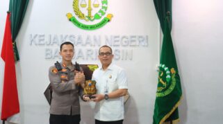 Kapolresta Riza Muttaqin Bangun Koordinasi Solid dengan Kejaksaan Negeri Banjarmasin