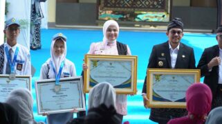 Banjarmasin Ukir Dua Prestasi di Hari Jadi Kalsel, Alalak Selatan Jadi Juara Terbaik I