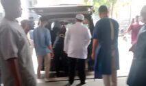Jenazah Mantan Gubernur Kalsel Rudy Ariffin Disalatkan di Masjid Al Jihad