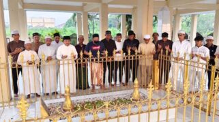 Ziarah ke Makam Pangeran Antasari, Barito Putera Bawa Semangat Waja Sampai Kaputing