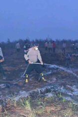 Polda Kalsel Uji Cairan Surfaktan untuk Padamkan Bara di Lahan Gambut