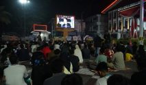 Nobar Timnas di Balai Kota Banjarmasin Dibayangi Kabut Asap, 2.500 Masker Dibagikan